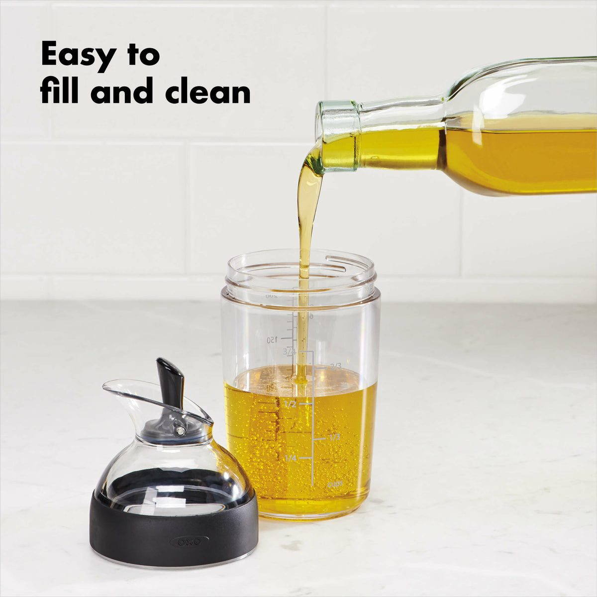 little-salad-dressing-shaker-h2 gg_1268980_8b_1_.jpg