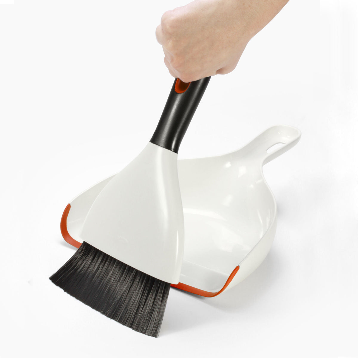 dustpan-and-brush-set-h8 gg_1334480_7_dustpan_brush_set.jpg