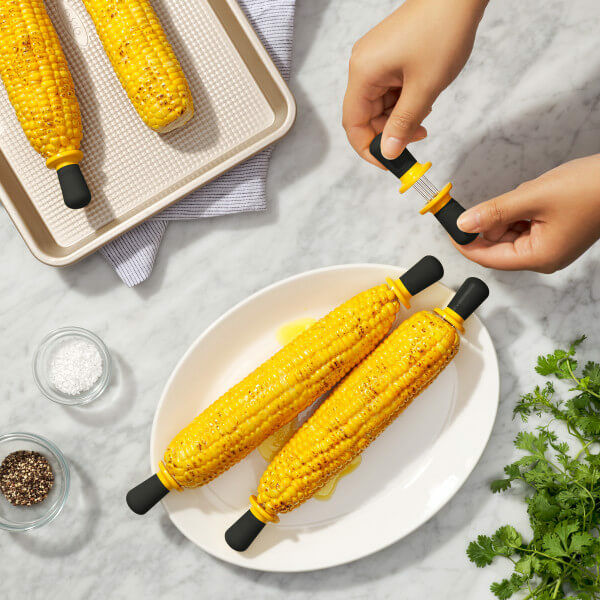 corn-holders-z0 nmagocbjtowlrvjwq7wk.jpg