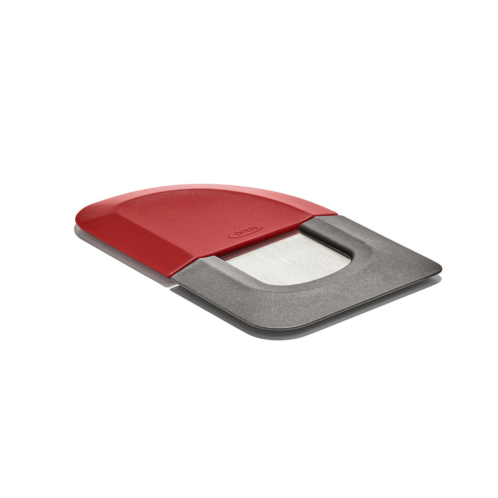 oxo-outdoor-3-in-1-squeegee-and-scraper-a3 od_9208700_071921_06_rgb.jpg