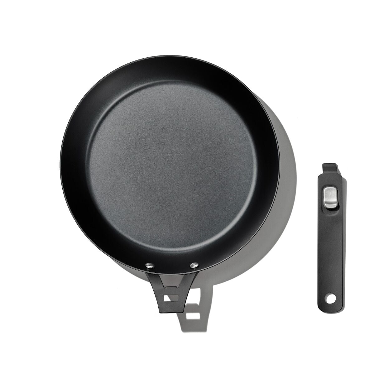 carbon-steel-with-removable-handle-10in-pan-m7 od__2059640001__10incarbonsteelpan_68_rgb.jpg