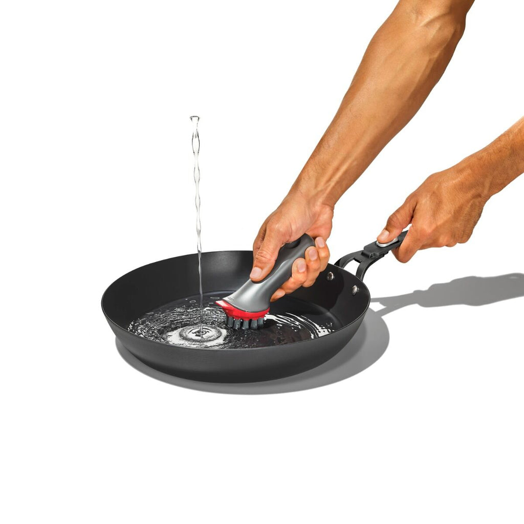 carbon-steel-with-removable-handle-10in-pan-m7 od__2059640001__10incarbonsteelpan_79_p_03_rgb.jpg