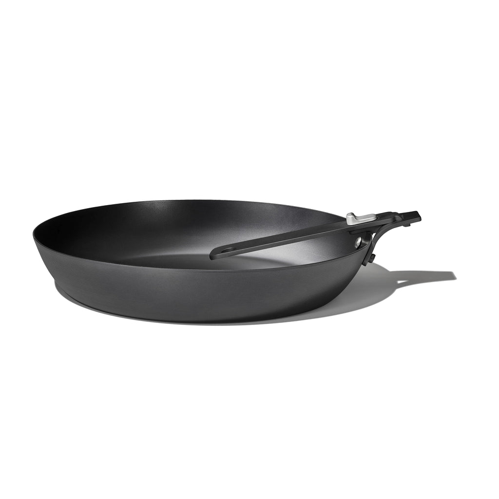outdoor-12-inch-carbon-steel-pan-with-removable-handle-c1 od__2059650001_12incarbonsteelpan_60_rgb.jpg