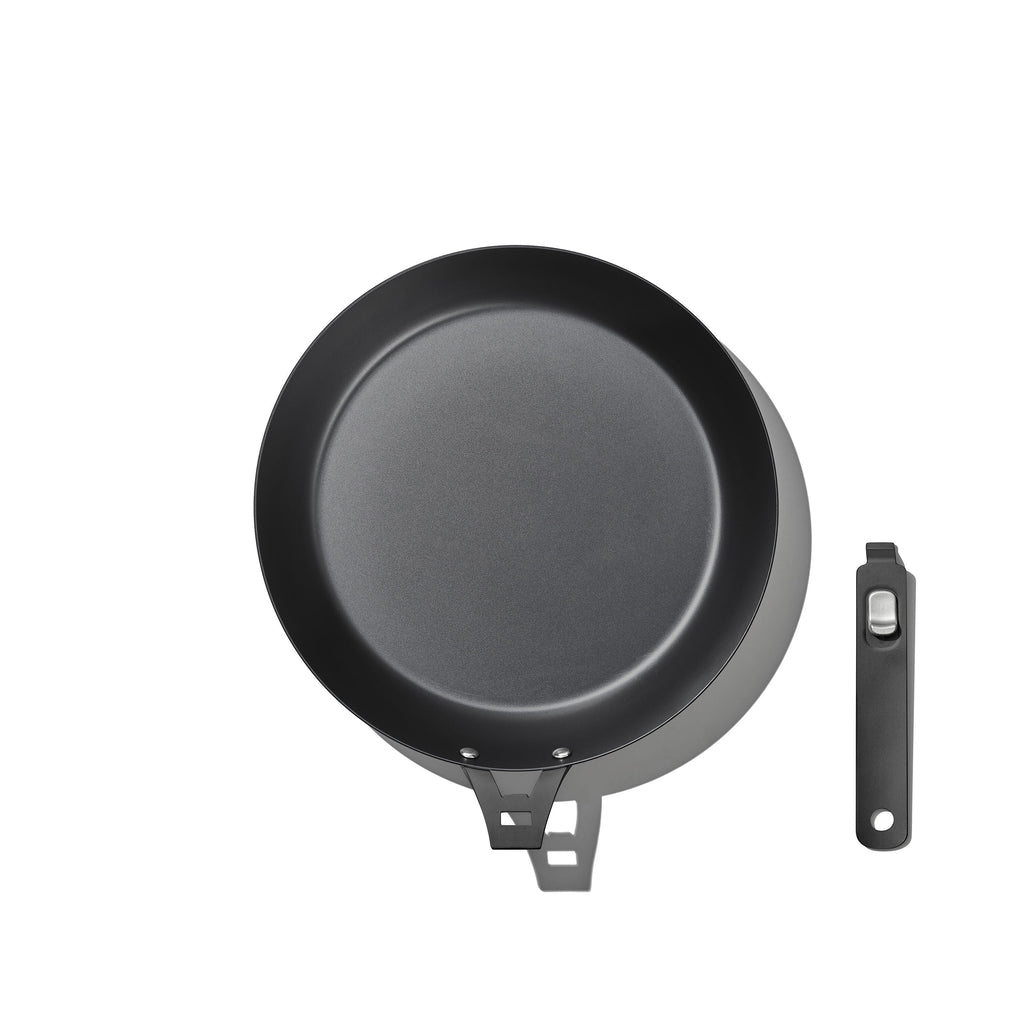 outdoor-12-inch-carbon-steel-pan-with-removable-handle-c1 od__2059650001_12incarbonsteelpan_61_rgb.jpg