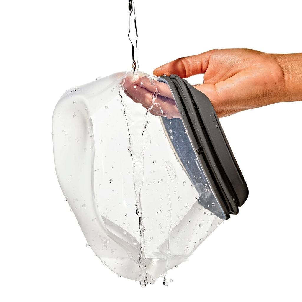 outdoor-silicone-reusable-stand-up-snack-bag-12-oz-o7 odr_9112800_siliconestandupsnack12oz_pdp_05.jpg