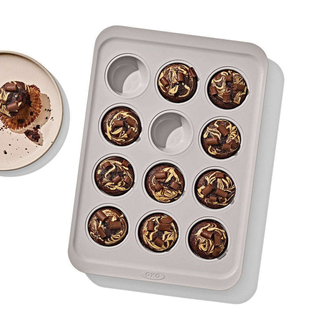 non-stick-pro-ceramic-coated-metal-bakeware-12-cup-muffin-pan-storm-blue-j6 oxo_12-cup-muffin-pan_pdp_01.jpg
