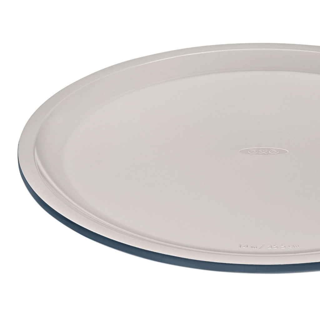 non-stick-pro-ceramic-coated-metal-bakeware-15-pizza-pan-storm-blue-t1 oxo_15in-pizza-pan-stormblue_pdp_04.jpg
