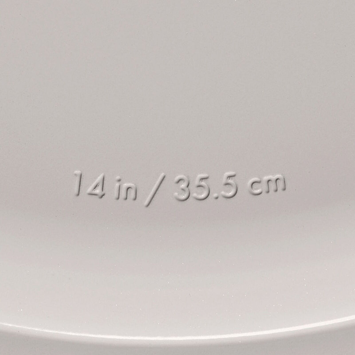 non-stick-pro-ceramic-coated-metal-bakeware-15-pizza-pan-d4 oxo_15in-pizza-pan_pdp_05_1.jpg