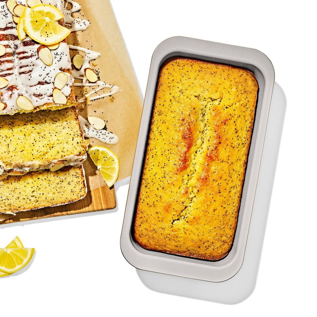 non-stick-pro-ceramic-coated-metal-bakeware-1-lb-loaf-pan-i4 oxo_1lb-loaf-pan_pdp_01.jpg