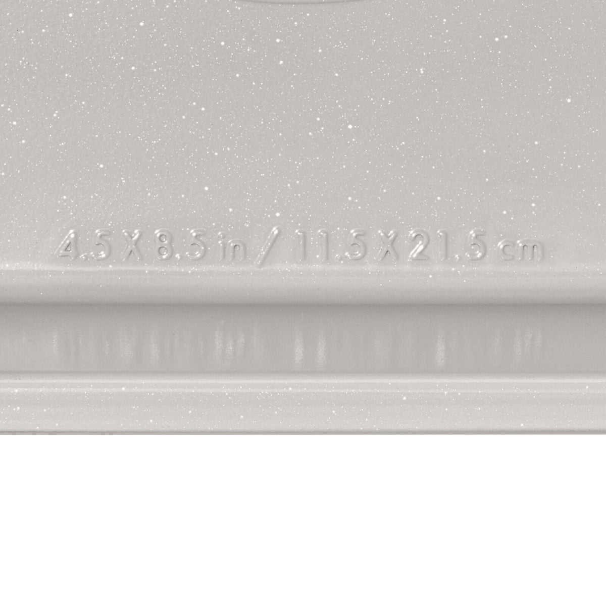 non-stick-pro-ceramic-coated-metal-bakeware-1lb-loaf-pan-storm-blue-m7 oxo_1lb-loaf-pan_pdp_05.jpg