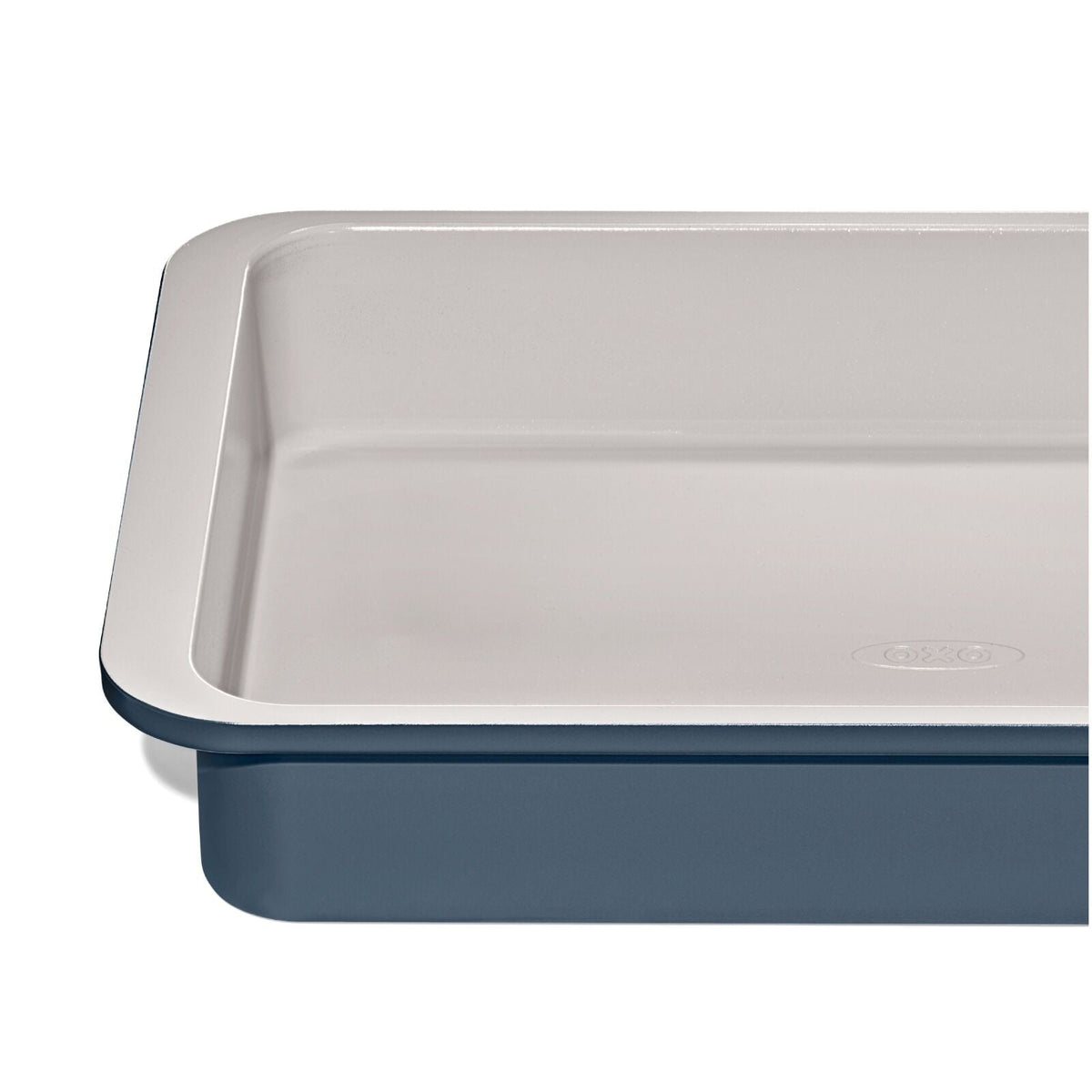 non-stick-pro-ceramic-coated-metal-bakeware-9-x-13-cake-pan-storm-blue-k8 oxo_9x13-cake-pan-stormblue_pdp_05.jpg