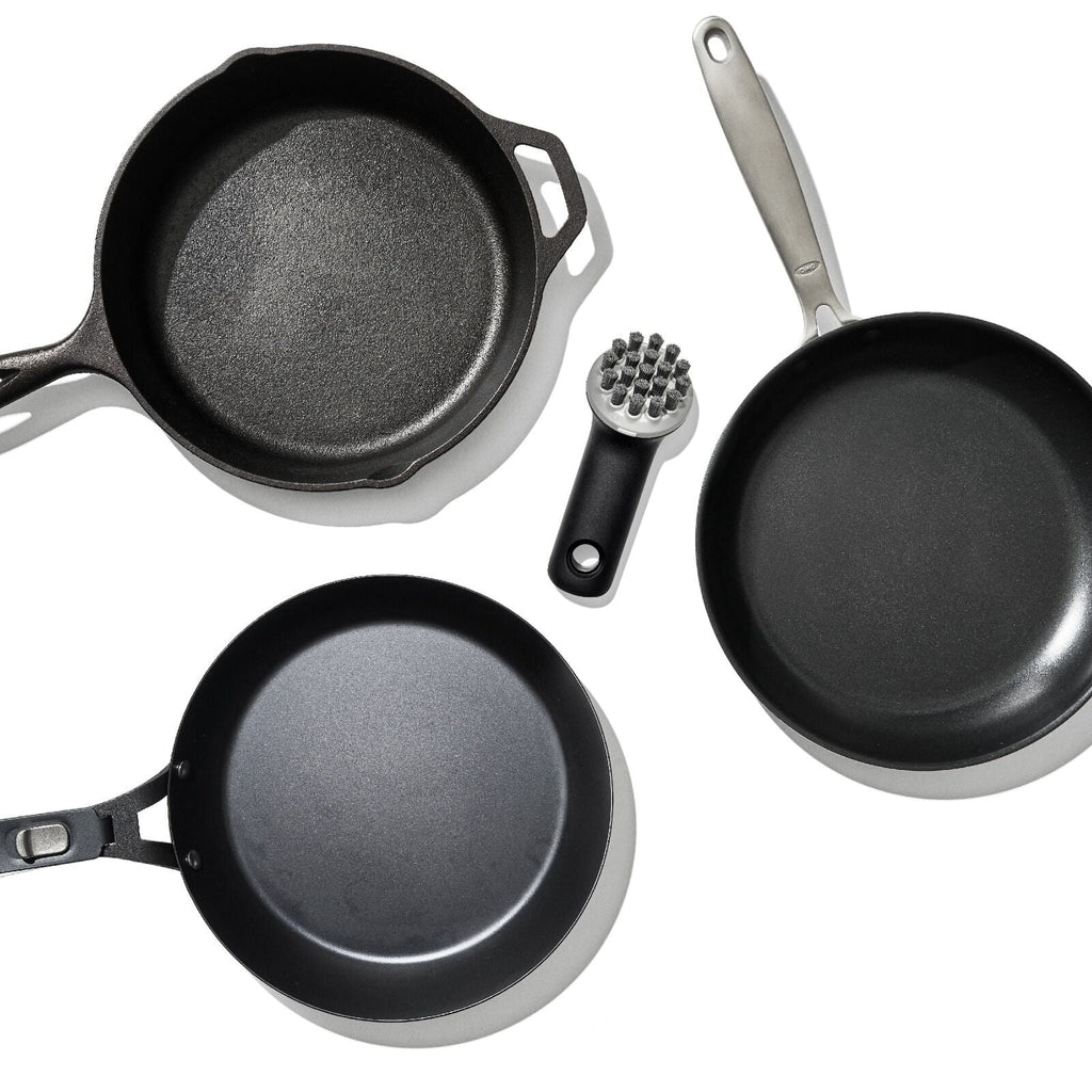 cast-iron-brush-w3 oxo_cast_iron_brush-12375200_020.jpg