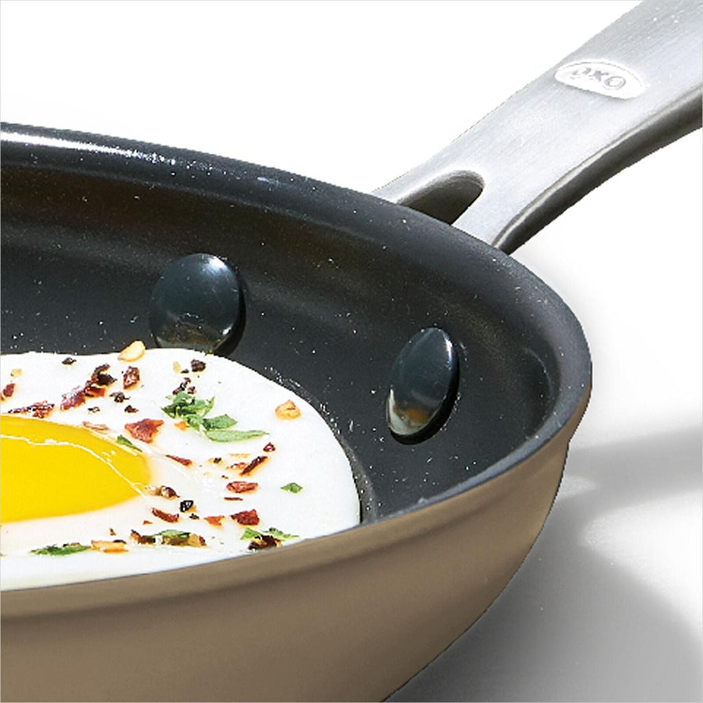 enhanced-non-stick-8-inch-frypan-e4 oxo_cc010457-001_enhanced-nonstick-8in-fry-pan-biscuit_pdp_02.jpg