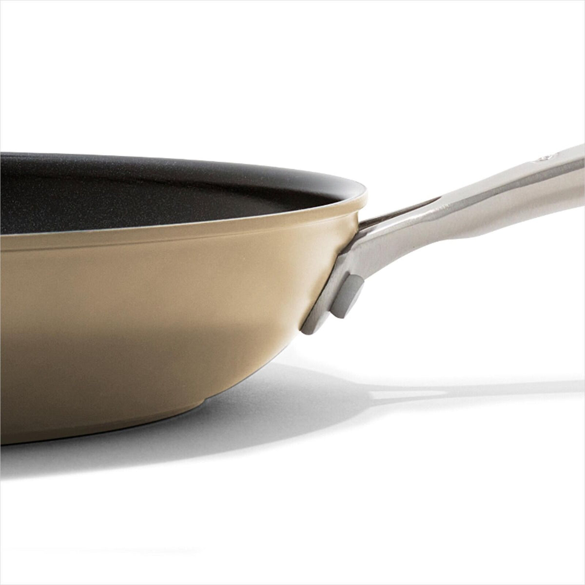 enhanced-non-stick-10-inch-frypan-h6 oxo_cc010458-001_enhanced-nonstick-10in-fry-pan-biscuit_pdp_03.jpg