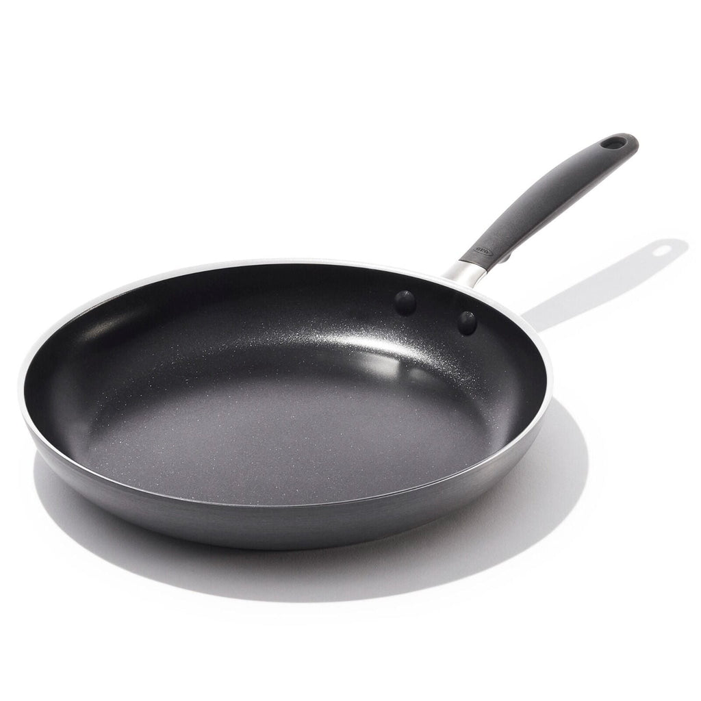 non-stick-pro-every-day-12-inch-frypan-q7 oxo_cc010470-001_nonstick-everyday-12in-fry-pan_pdp_01.jpg