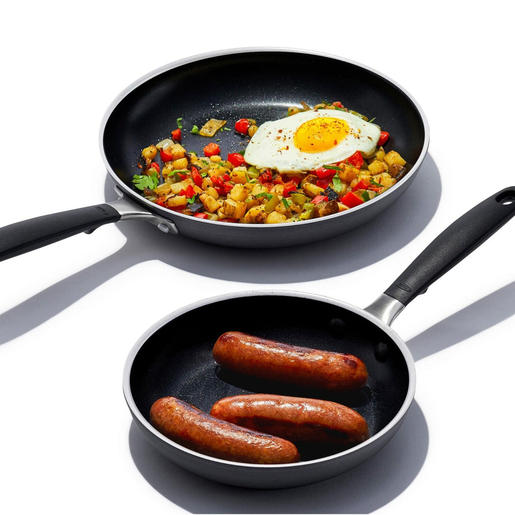 non-stick-pro-every-day-2-piece-frypan-set-x4 oxo_cc010473-001_nonstick-everyday-2pc-fry-pan-set_pdp_02.jpg