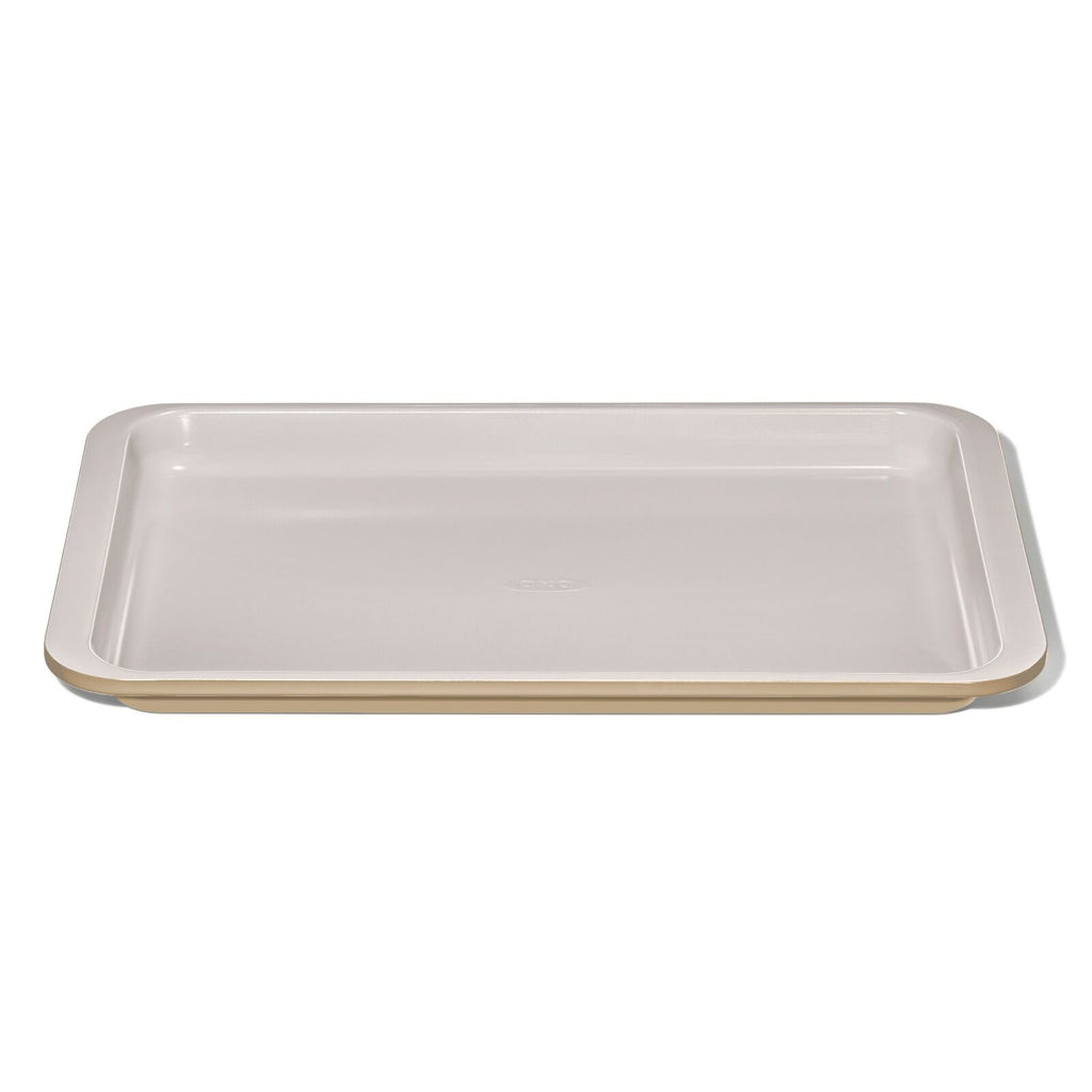 non-stick-pro-ceramic-coated-metal-bakeware-jelly-roll-pan-u4 oxo_gg_11415700_jelly-roll-pan-biscuit_apdp_00_main.jpg