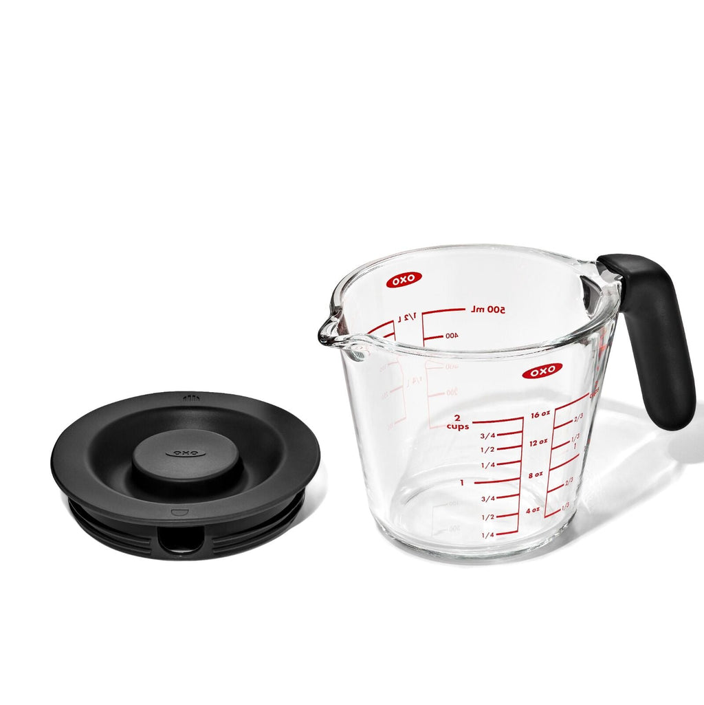 2-cup-glass-measuring-cup-with-lid-s0 oxo_glass_measuring_cup-11382100_023.jpg