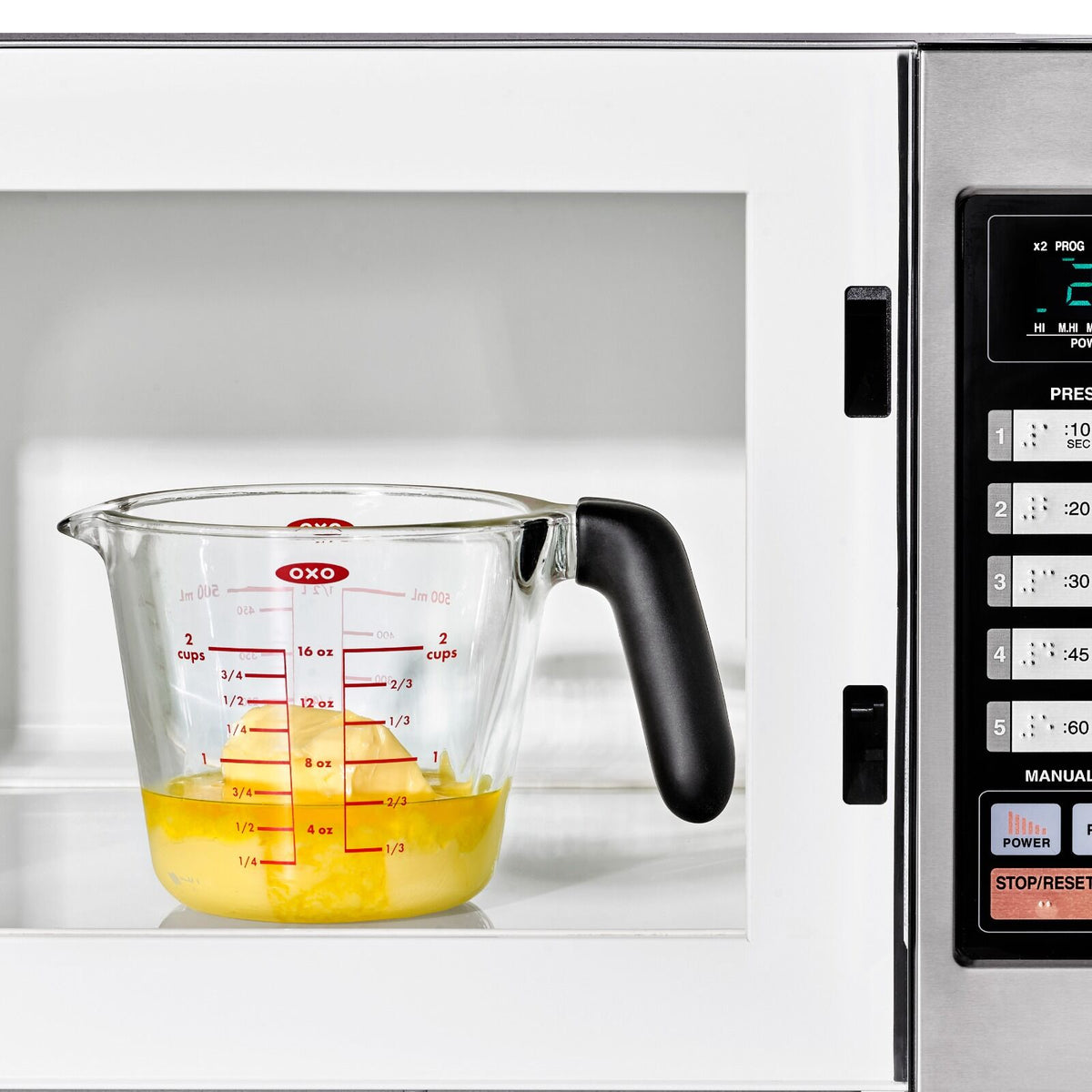 2-cup-glass-measuring-cup-with-lid-s0 oxo_glass_measuring_cup-11382100_029.jpg