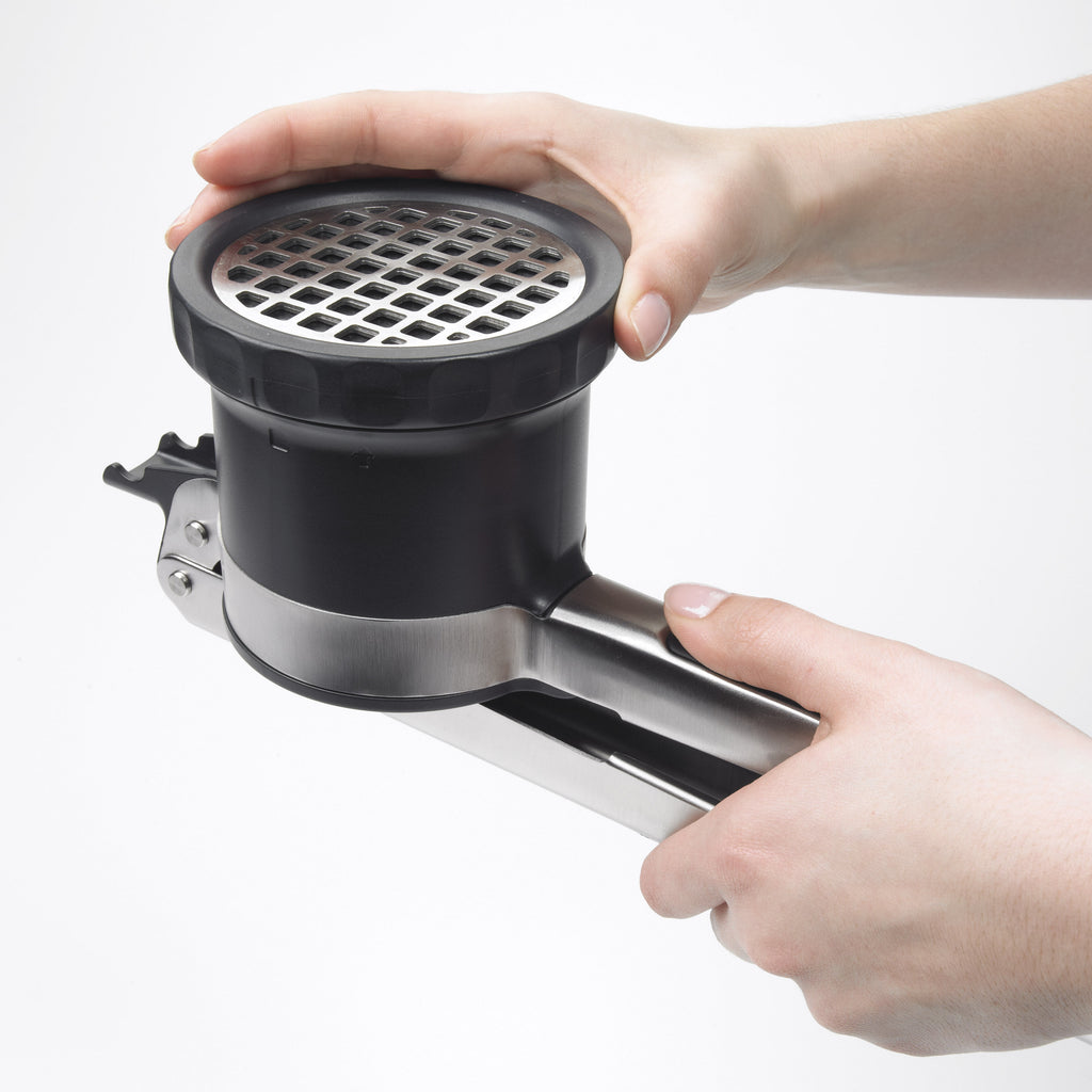 3-in-1-adjustable-potato-ricer-u2 oxo_good_grips_3-in-1_adjustable_potato_ricer_1129780_2.jpg