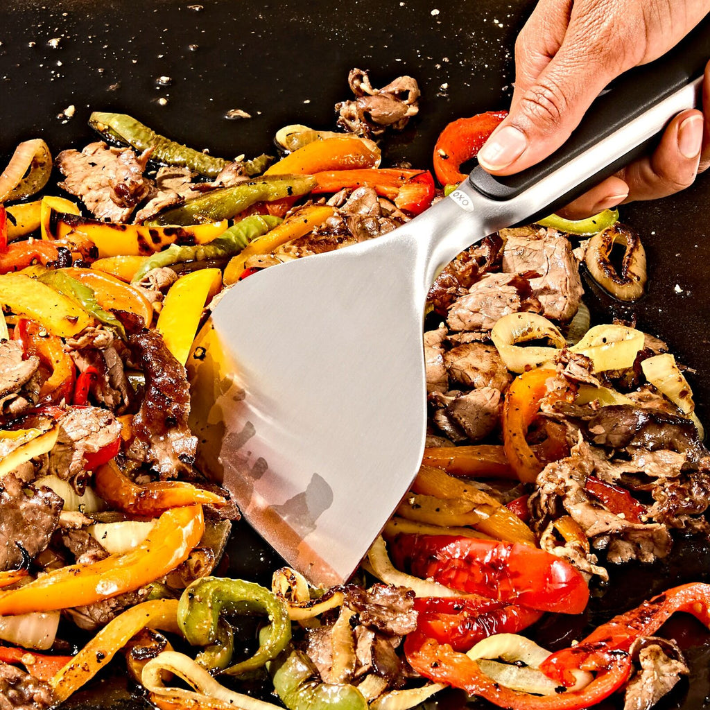 griddle-scraper-r3 oxo_griddle-scraper_pdp_02.jpeg