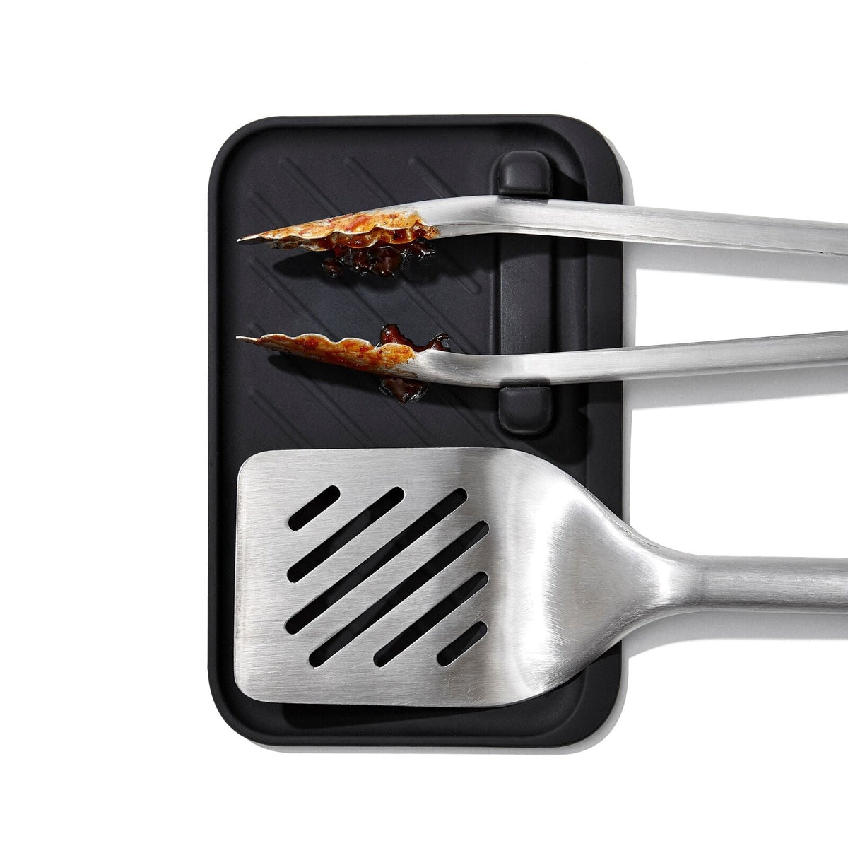 outdoor-3-piece-grilling-tool-set-h7 oxo_grilling_tool_set-9110100_012.jpg