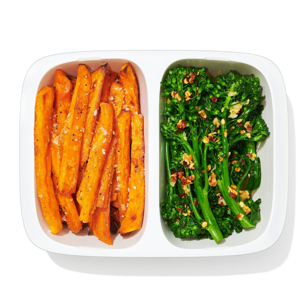 prep-and-go-2-cup-divided-container-b2 oxo_prepgo_2cup-divided-container_pdp_02_1_.jpeg