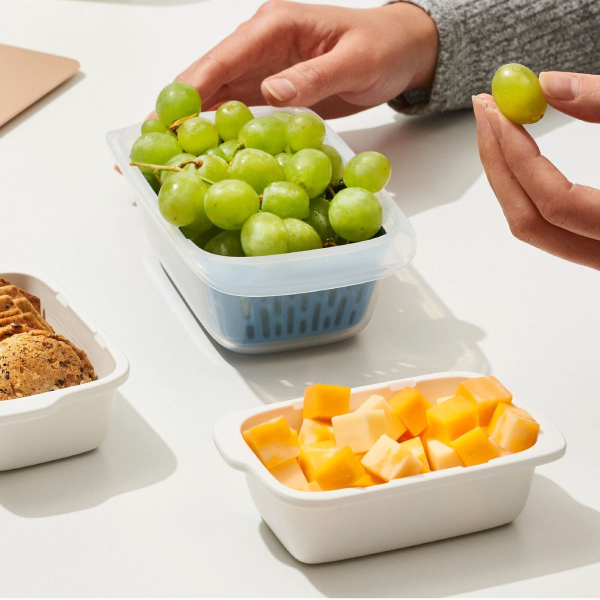 prep-and-go-container-with-colander-j2 oxo_prepgo_container-with-colander_apdp_pdp_04_1_.jpeg