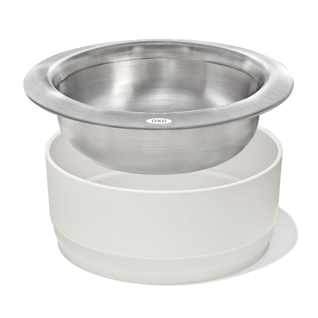 oxo-pet-nonslip-bowl-medium-2-cups-480-ml-r2 pet_7101900_nonslip-medium-bowl_pdp_05.jpeg