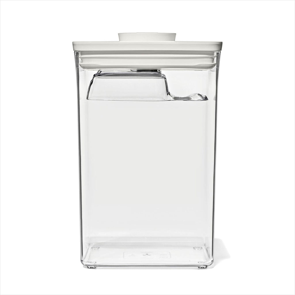 oxo-pet-pop-container-with-scoop-big-square-medium-4-4-qt-4-2-l-t3 pet_7102600_pop-4p4qt_pdp_01.jpeg