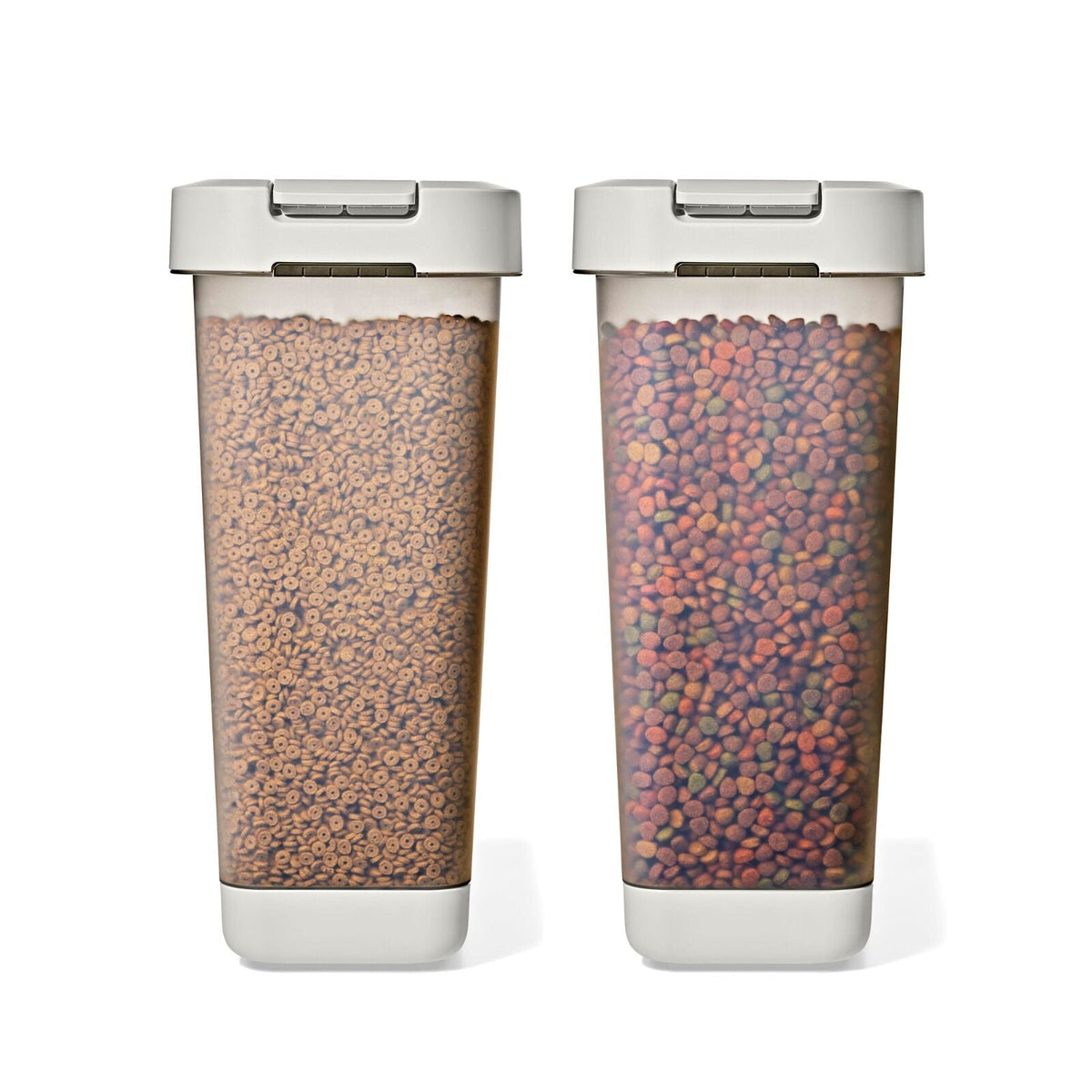 oxo-pet-airtight-food-container-with-scoop-extra-large-o3 pet_7301600_airtight-food-container-extra-large_pdp_06.jpeg