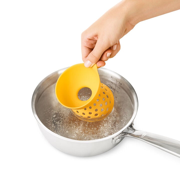 silicone-egg-poacher-set-of-2-b3 poacher_4.jpg