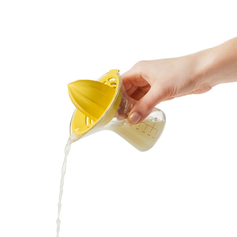small-citrus-juicer-a1 small2.jpg