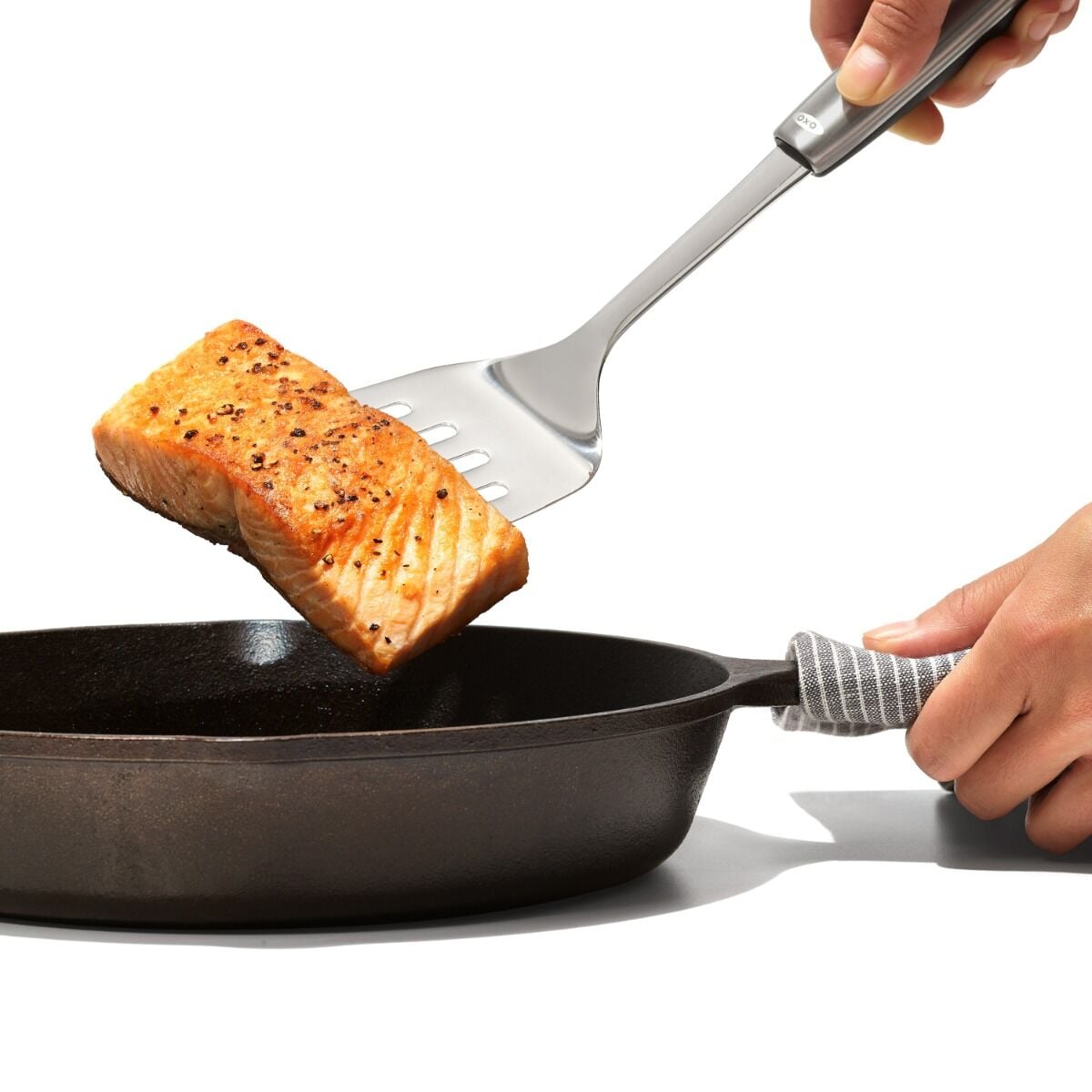 oxo-steel-cooking-turner-o4 stl3120600_8d.jpg