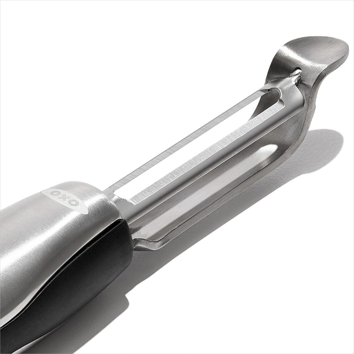 oxo-steel-swivel-peeler-x0 stl_3121700_8c.jpg