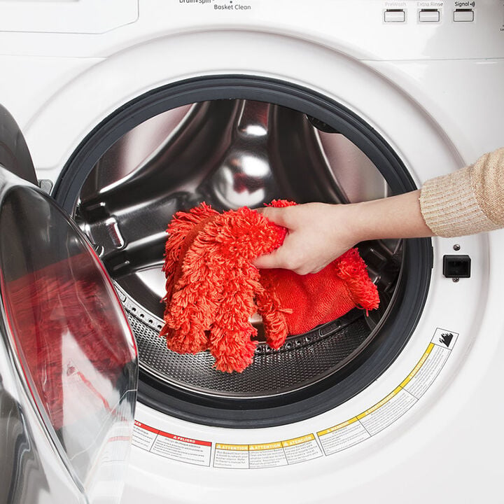 oxo-microfiber-under-appliance-duster-refill-p9 t_6__1_2.jpg