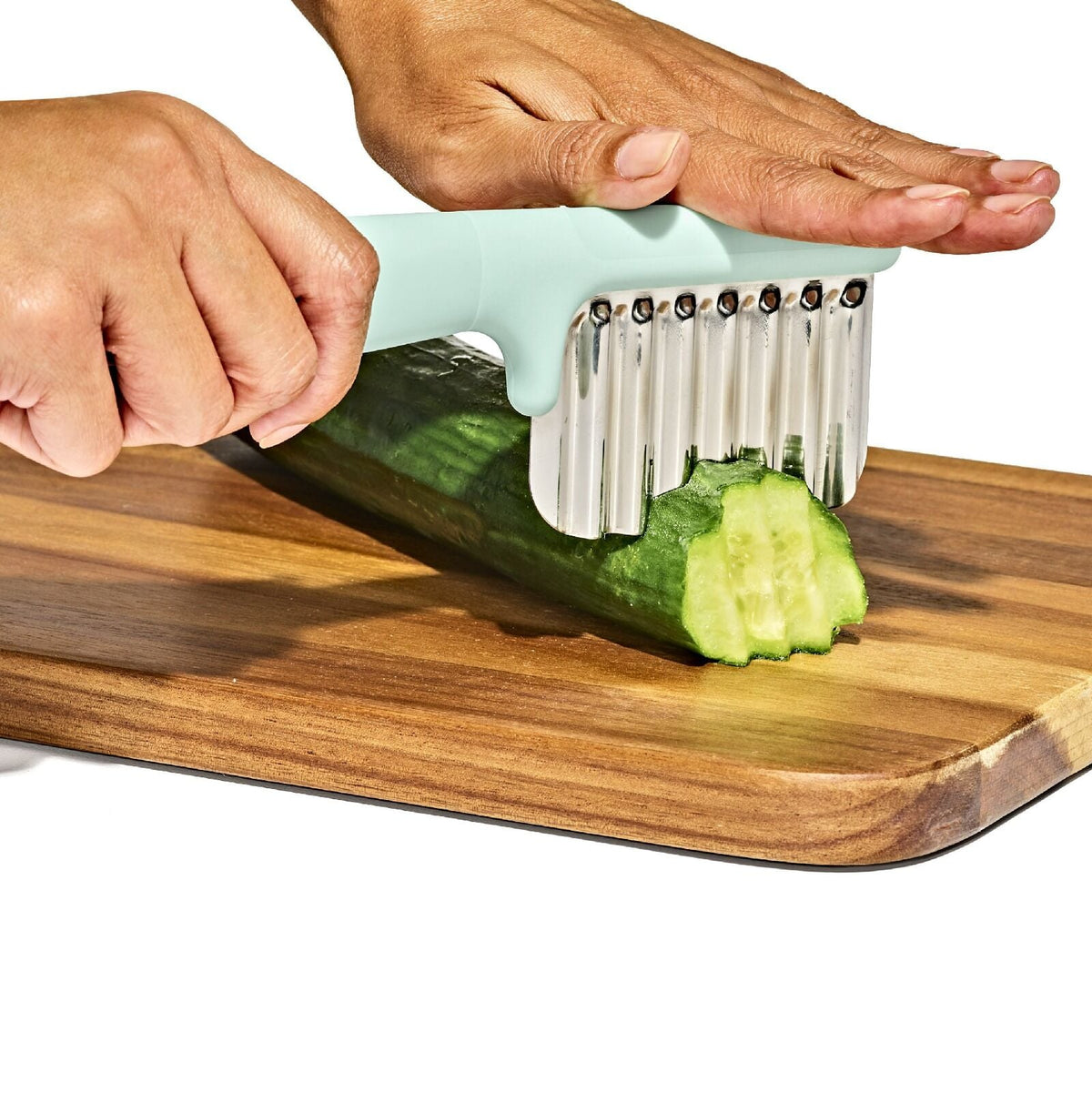 crinkle-cutter-r5 tot_61176500_crinkle-cutter-opal_pdp_04.jpeg