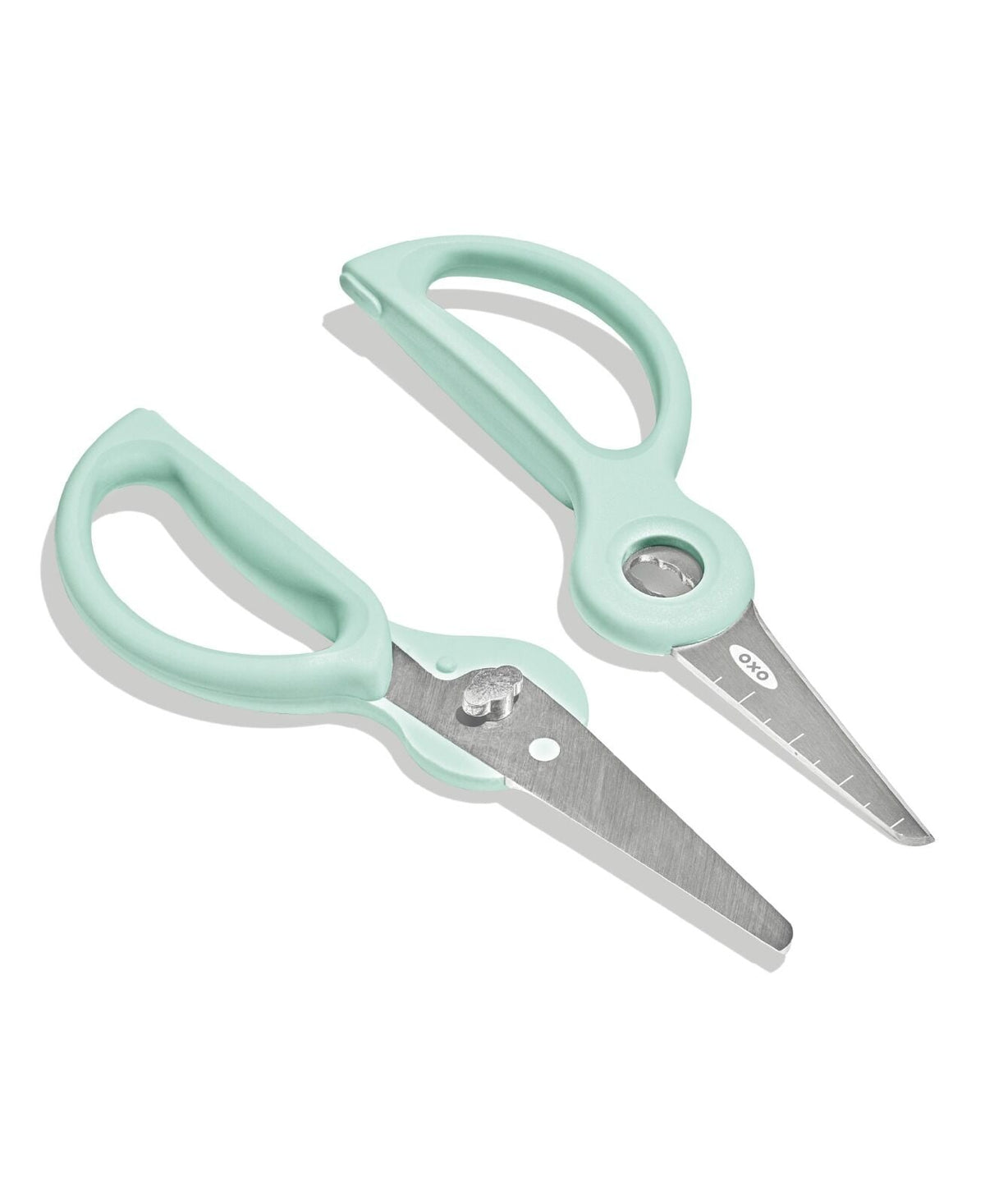 on-the-go-food-scissors-with-case-q7 tot_61176600_baby-food-scissors-opal_pdp_macys_05.jpeg