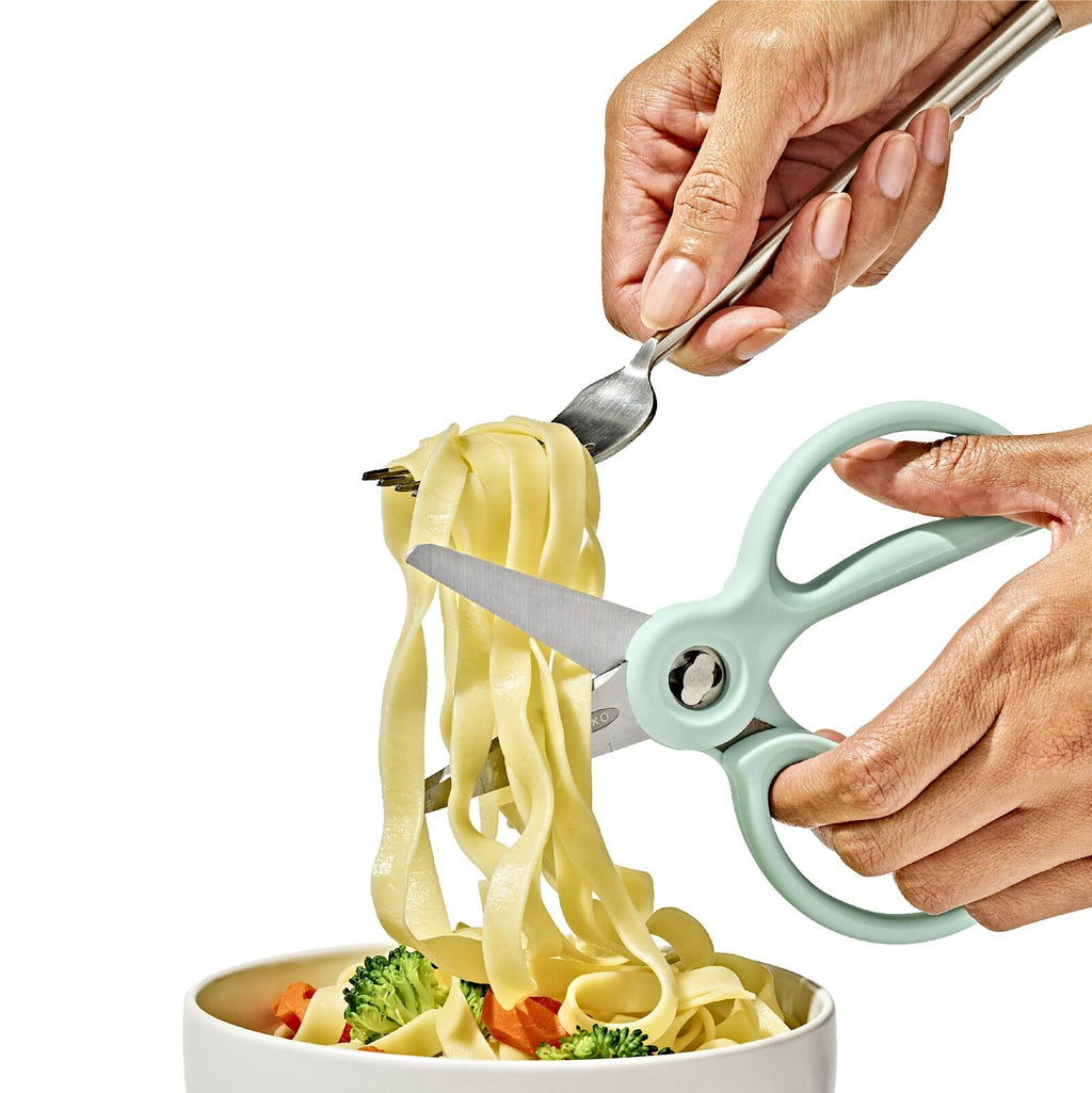 cut-and-prep-set-3-piece-e5 tot_61176700_baby-food-prep-set_pdp_03.jpeg
