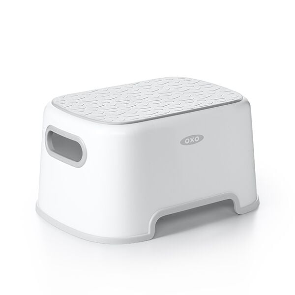 step-stool-gray-y8 tot_63116500_1.jpg