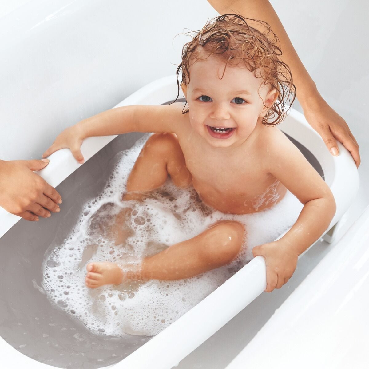 splash-and-store-bathtub-y9 tot_63142700_4e.jpg