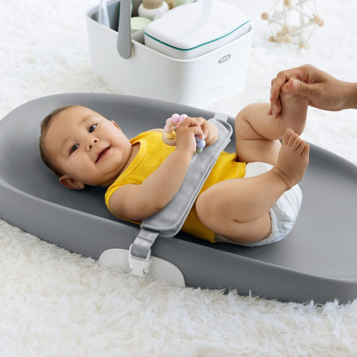 tot-changing-pad-gray-o7 tot_63154800_changingpad_pdp_03.jpg