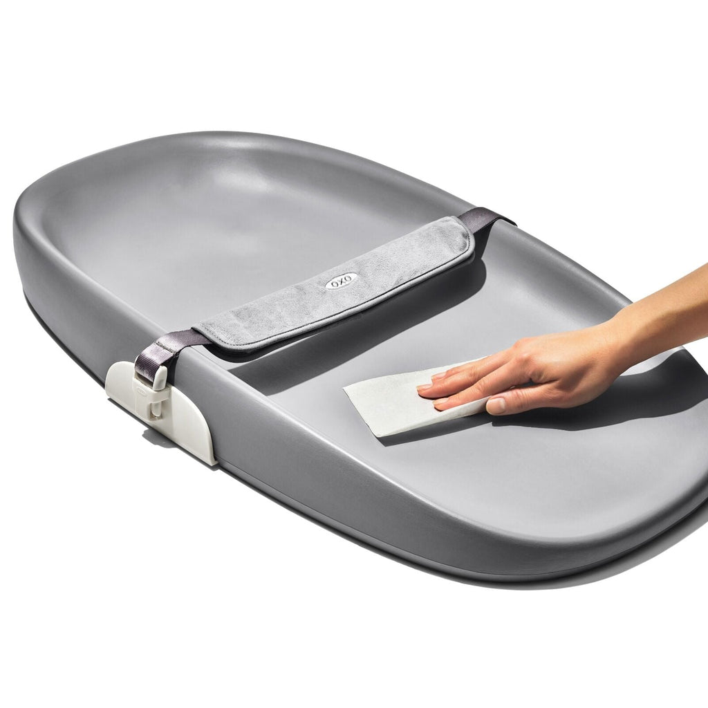tot-changing-pad-gray-o7 tot_63154800_changingpad_pdp_04.jpg