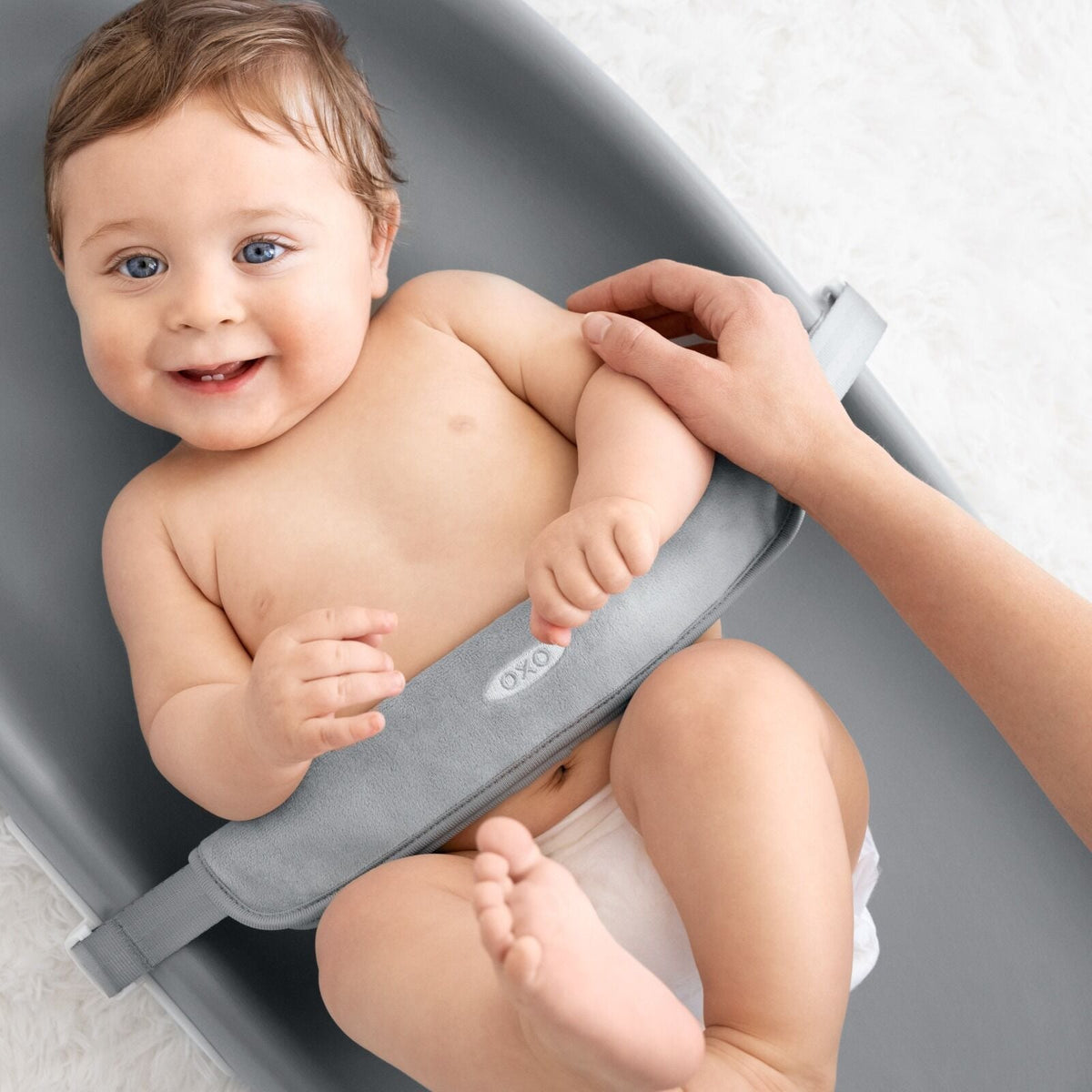 tot-changing-pad-gray-o7 tot_63154800_changingpad_pdp_05.jpg