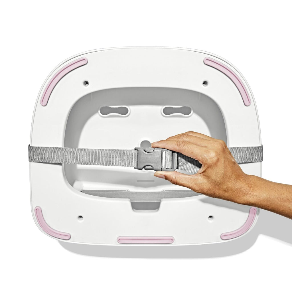 nest-booster-seat-2-0-d6 tot_63172700_nest_2_blossom_pdp_05.jpeg